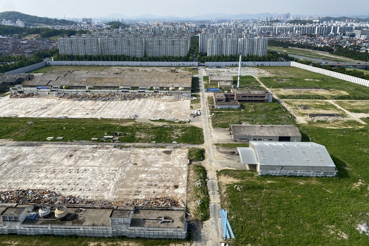 다음 명절에도
그대로면 안 되는 땅 4